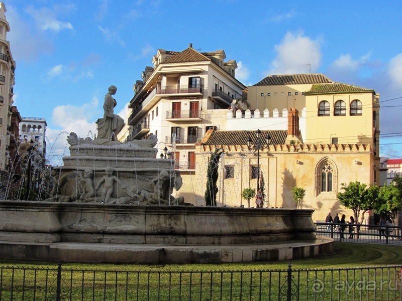 Андалусия-4: Севилья, Кармона, Эсиха, хересный треугольник и кадисский меридиан (часть 1)