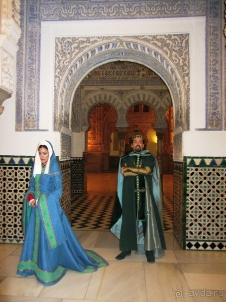 Андалусия-4: Севилья, Кармона, Эсиха, хересный треугольник и кадисский меридиан (часть 1)