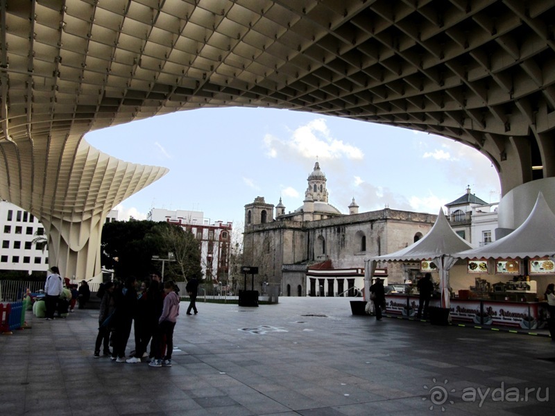 Андалусия-4: Севилья, Кармона, Эсиха, хересный треугольник и кадисский меридиан (часть 1)