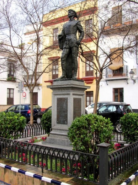 Андалусия-4: Севилья, Кармона, Эсиха, хересный треугольник и кадисский меридиан (часть 1)