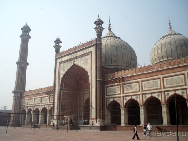 4 угла Золотого треугольника