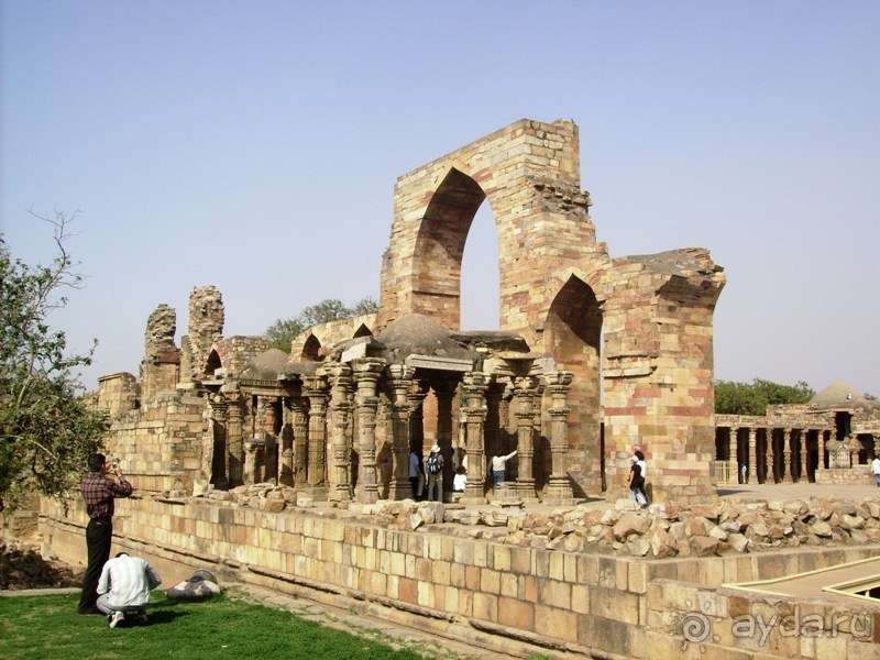 4 угла Золотого треугольника