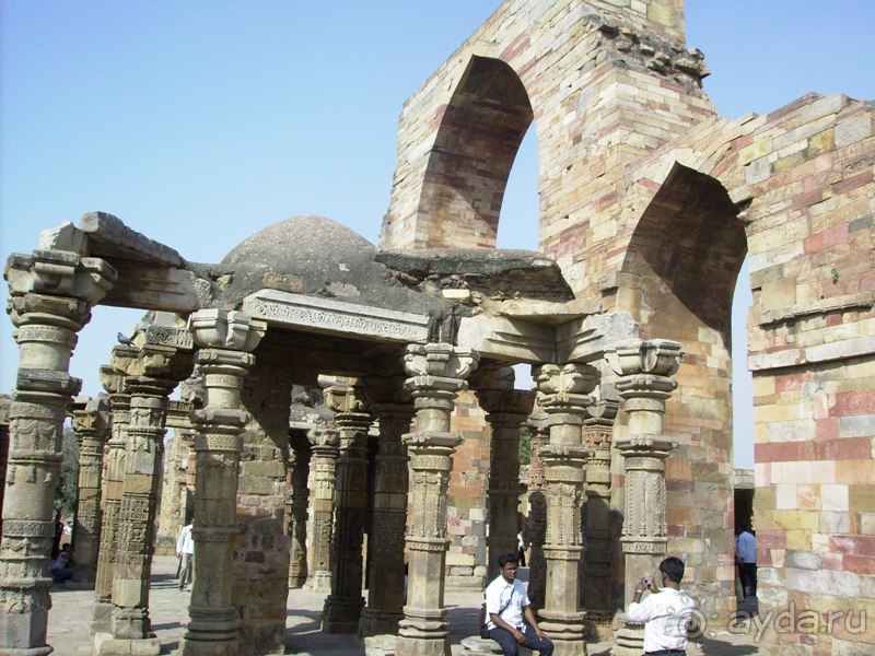 4 угла Золотого треугольника