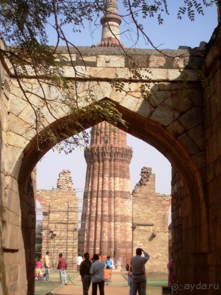 4 угла Золотого треугольника