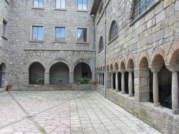 Италия в камне: Рим - Витербо - Гроссето - Питильяно - Сорано ... и опять Рим. Часть 1