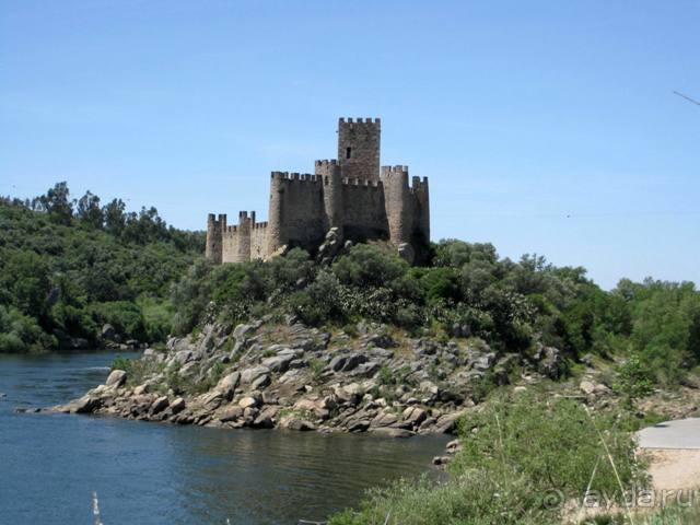 Лиссабон и окрестности. День 4 - Торреш Новаш - крепость Алмоурол - Томар - Оурен