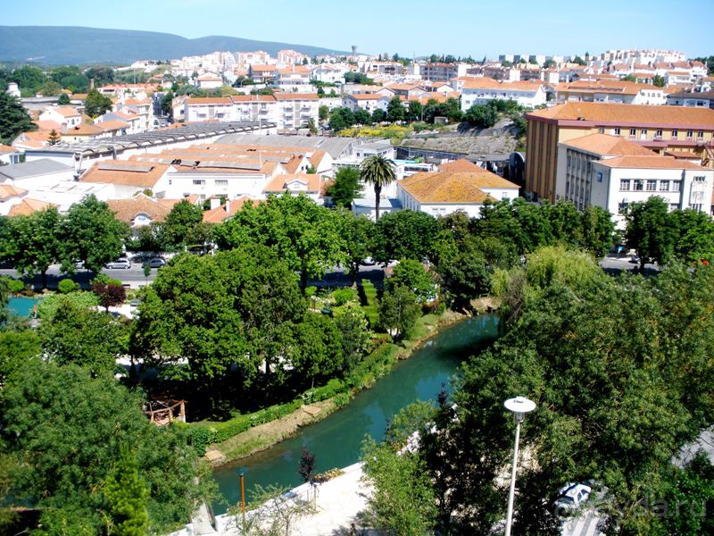 Лиссабон и окрестности. День 4 - Торреш Новаш - крепость Алмоурол - Томар - Оурен