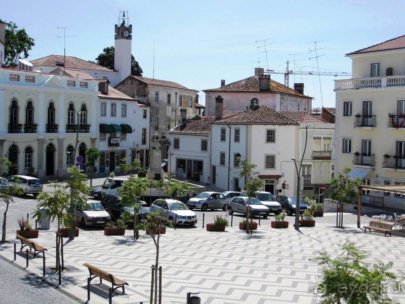 Лиссабон и окрестности. День 4 - Торреш Новаш - крепость Алмоурол - Томар - Оурен