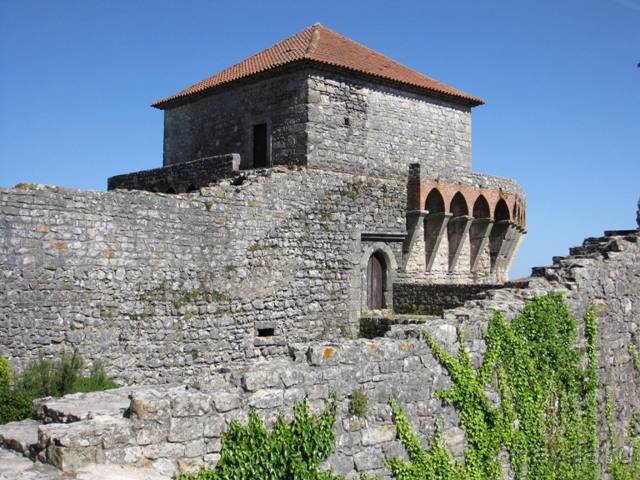 Лиссабон и окрестности. День 4 - Торреш Новаш - крепость Алмоурол - Томар - Оурен