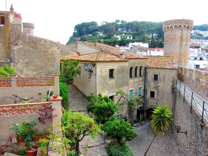 Альбом отзыва "Кольцо мечты: Каталония, Пиренеи и Коста-Брава - по обе стороны границы. Часть 7"