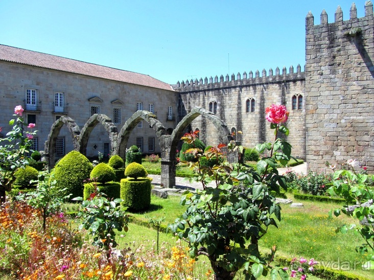 Порту и окрестности (Коимбра, Виана ду Каштело, Брага, Гимарайш, Вила ду Конде) Часть 3