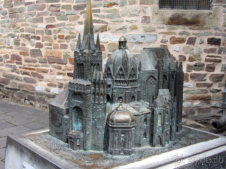 Альбом отзыва "Аахен: от Карла Великого до наших дней. Часть 1"