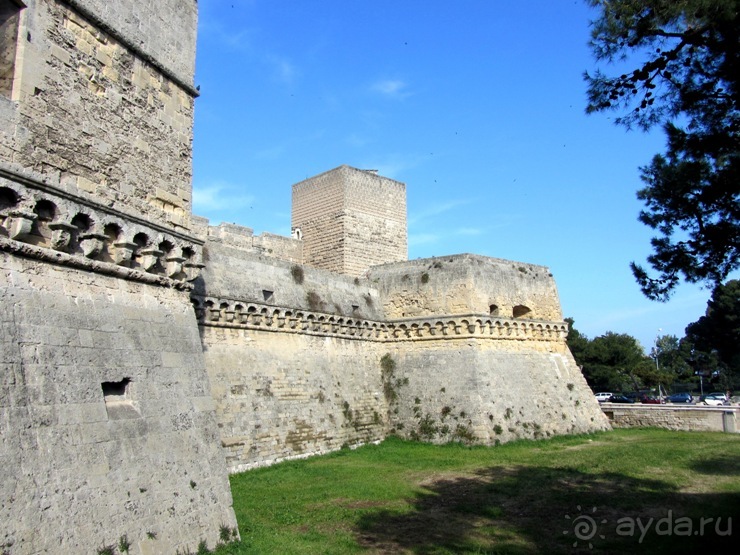 Альбом отзыва "Апулия и Матера – впечатления без погружения. Норманнская крепость в Бари и Монополи"