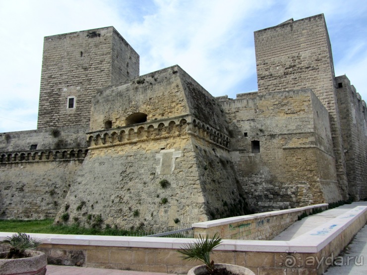 Апулия и Матера – впечатления без погружения. Норманнская крепость в Бари и Монополи