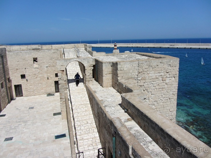 Апулия и Матера – впечатления без погружения. Норманнская крепость в Бари и Монополи