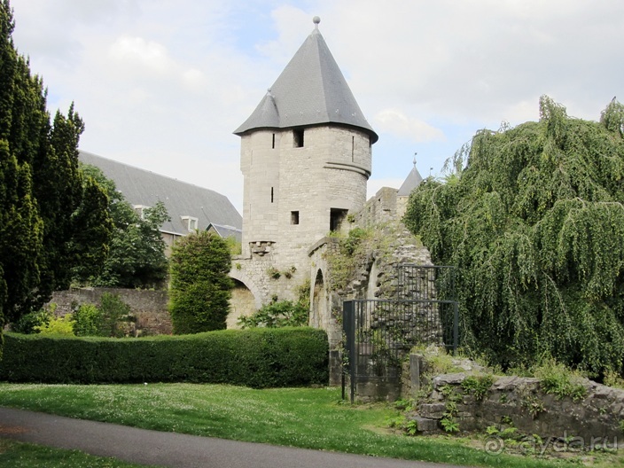 Бельгийские бродилки, пыхтелки и вопилки (с заездом в Маастрихт). Часть 12