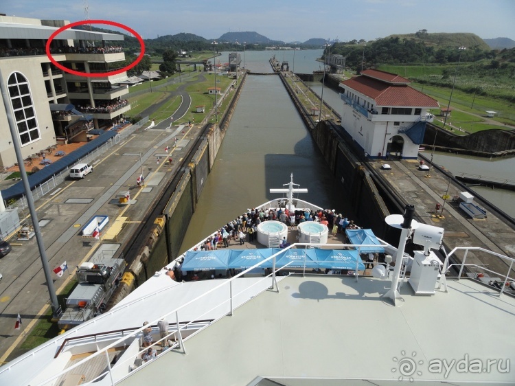 Панамский канал 2 - вид изнутри.