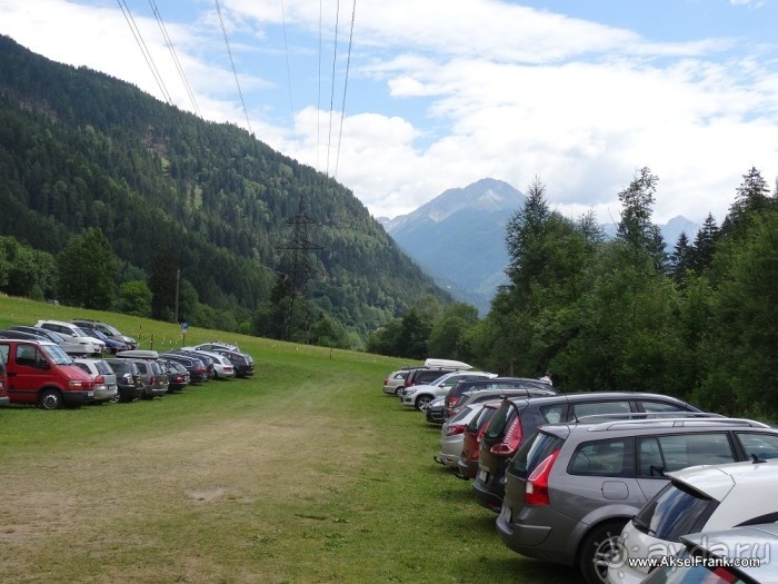 Ragga, водопад в ущелье