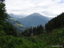 Ragga, водопад в ущелье