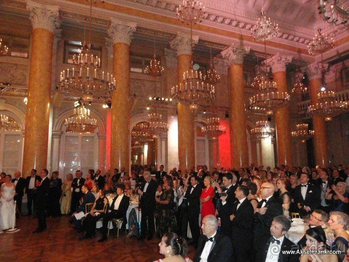 Новогодний бал во дворце Hoffburg