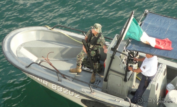 Мексика, на пляже в Huatulco