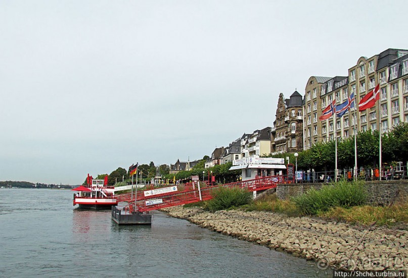 Набережная Рейна в Кенигсвинтере. Виды с реки