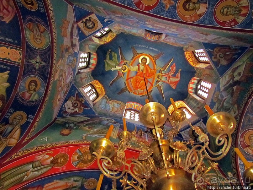 Тврдош — старый православный монастырь на реке Требишница