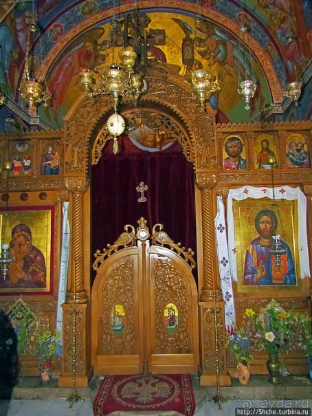 Тврдош — старый православный монастырь на реке Требишница