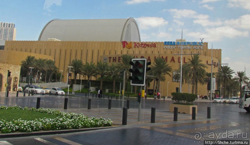 По Дубаю пешком — не вариант. Мои пешеходные потуги