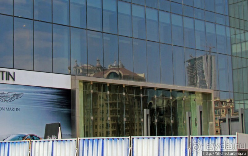 По Дубаю пешком — не вариант. Мои пешеходные потуги