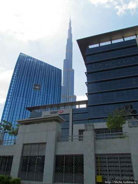 По Дубаю пешком — не вариант. Мои пешеходные потуги