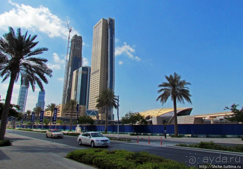 По Дубаю пешком — не вариант. Мои пешеходные потуги