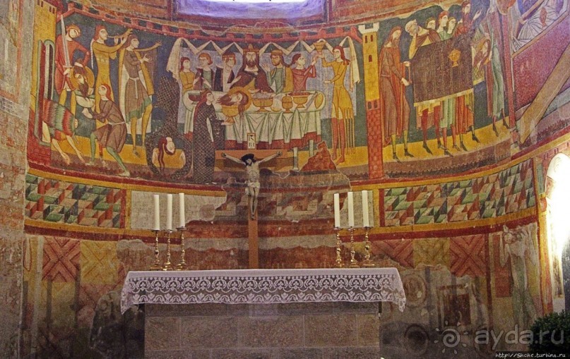 Бенедиктинский монастырь эпохи Каролингов (ЮНЕСКО № 269)