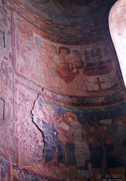 Бенедиктинский монастырь эпохи Каролингов (ЮНЕСКО № 269)