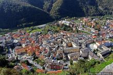 Мне с верху видно все... Альпы, панорама городка Варалло