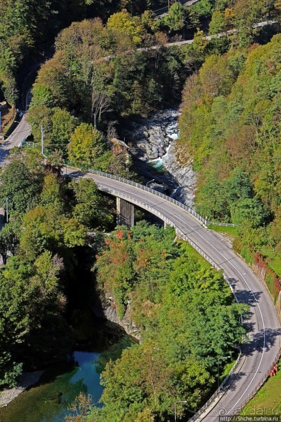 Мне с верху видно все... Альпы, панорама городка Варалло