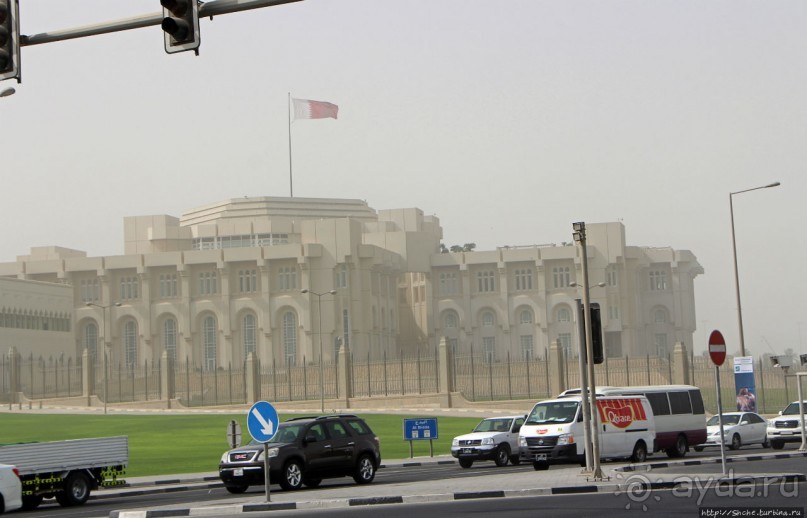 Вышла Доха из тумана