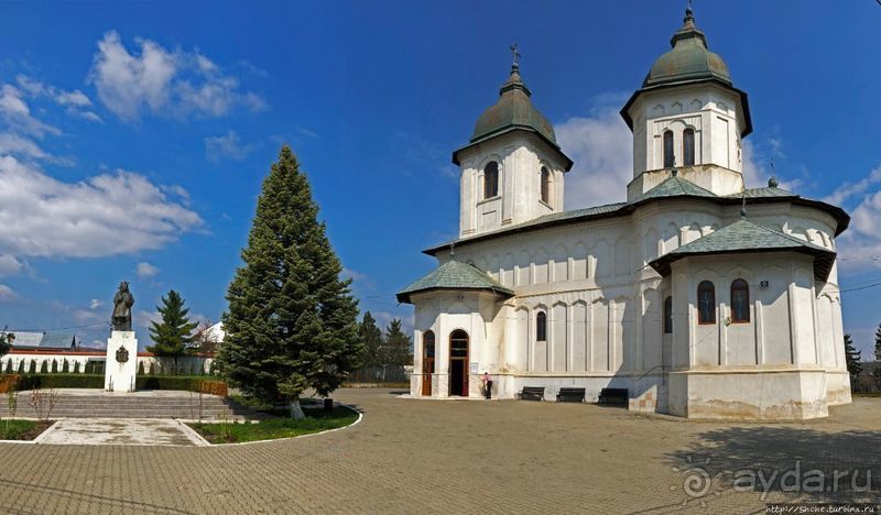 Немой восторг. Епископский собор в Хуши