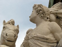 Торговая площадь Лиссабона — ночью и днем, сверху и снизу