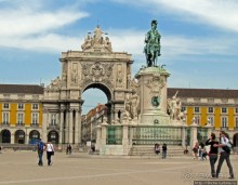 Торговая площадь Лиссабона — ночью и днем, сверху и снизу