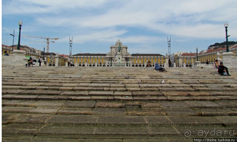 Торговая площадь Лиссабона — ночью и днем, сверху и снизу