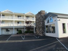 Хороший отель с видом на Мост Макинак