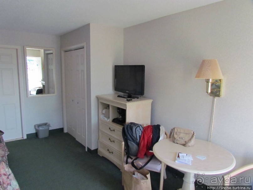 Хороший отель с видом на Мост Макинак