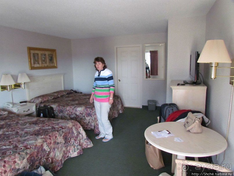 Хороший отель с видом на Мост Макинак