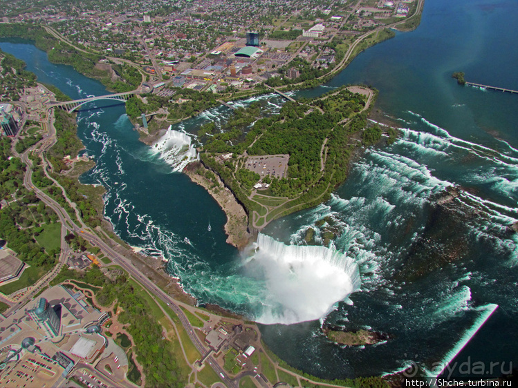 Облет на вертолете Ниагарского водопада
