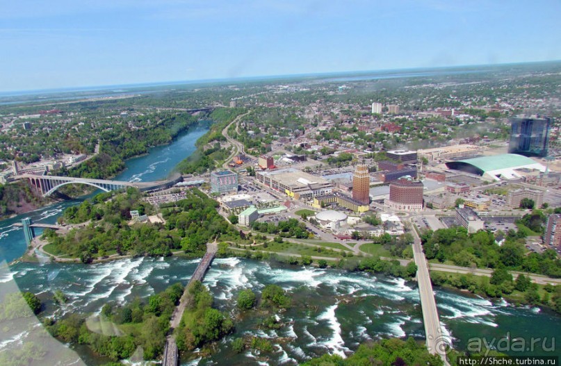 Облет на вертолете Ниагарского водопада