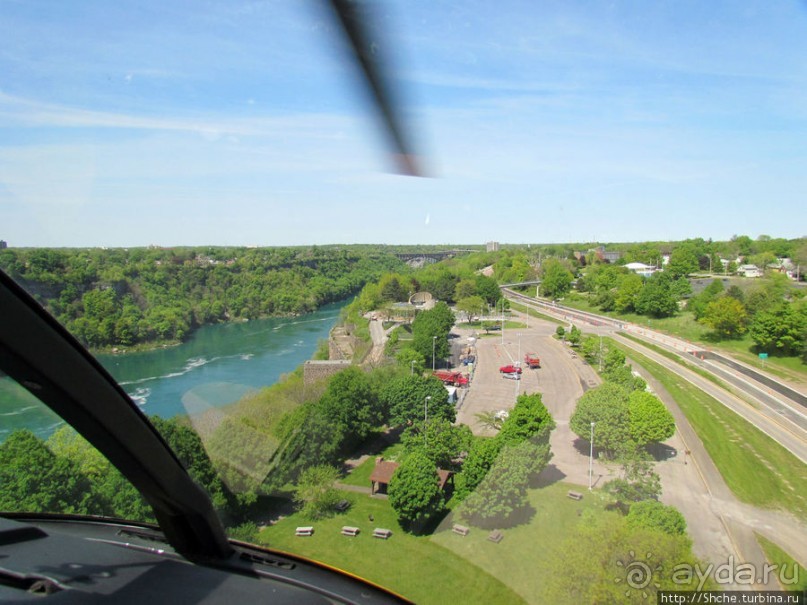Облет на вертолете Ниагарского водопада