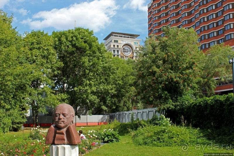 С Ершовым по Москве... Сотни скульптур под отрытым небом