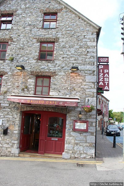 Остановка в городке-наследии Кэр (Heritage town Caher)