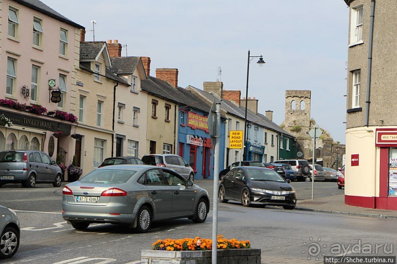 Остановка в городке-наследии Кэр (Heritage town Caher)